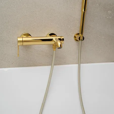 Woodlander Mountain House