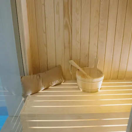 Woodlander Mountain House